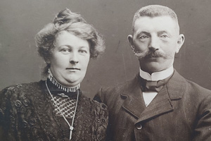 1908